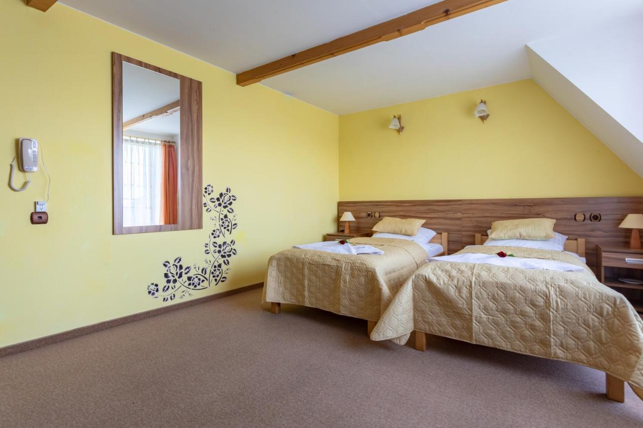 Hotel Goralski Raj Nowy Targ Εξωτερικό φωτογραφία